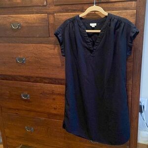 Comfy linen dress with pockets